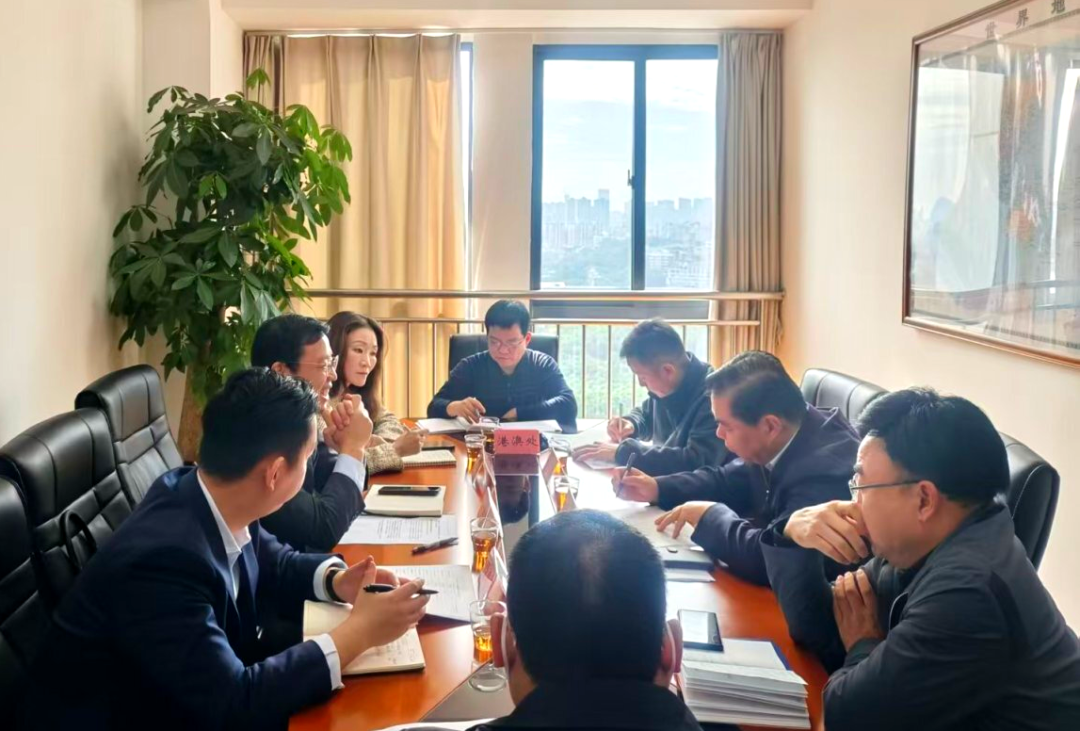 福建省商务厅领导与香港贸易发展局福建代表白松林一行座谈